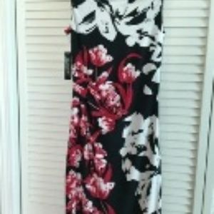Ladies Sleeveless Dress